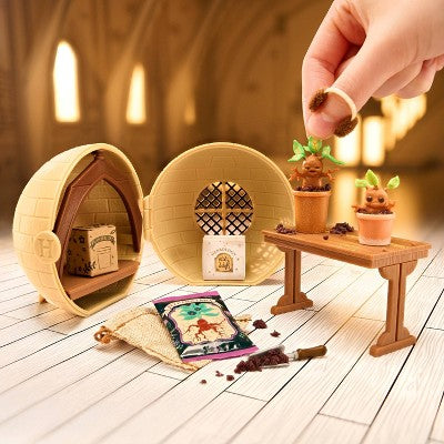 MGA's Miniverse Make It Mini Back to Hogwarts Harry Potter Mini Collectibles: No Articulation Fantasy Figures