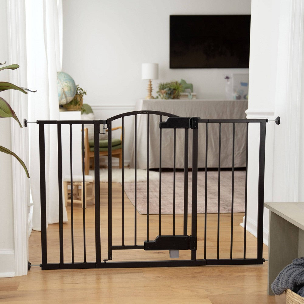 Summer by Ingenuity Easy Open Extra Wide Gate (LOCAL PICKUP ONLY)