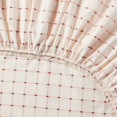 Queen Microfiber Sheet Set Pink Grid - Room Essentials
