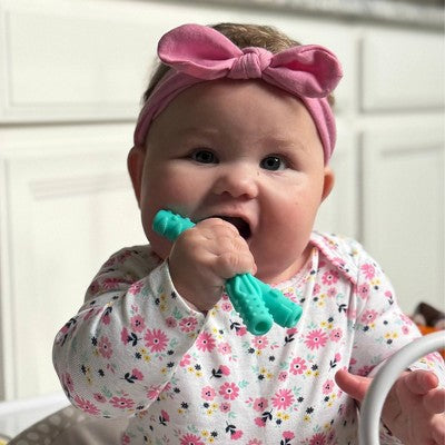 Re-Play Assorted Teether Straws with Cleaning brush - 4pk