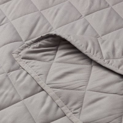 Quilted Wearable Blanket Gray - Room Essentials