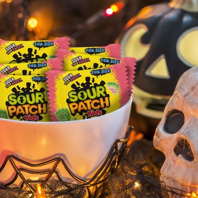 SOUR PATCH KIDS Watermelon Treat Size Halloween Candy - 9.7oz/22ct